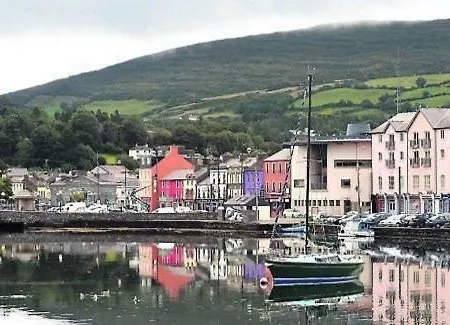6 New Street Selfcatering 2 *