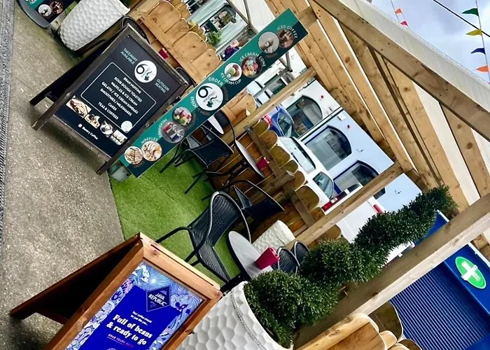 6 New Street 2 * Bantry